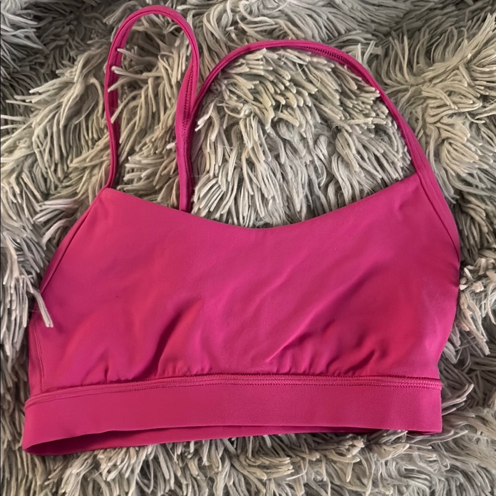 Lululemon nulu bra SIZE 4 (lightly worn)
